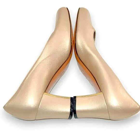 St John Metallic Neutral Bisque Cream Lamé Pearl Leather Dress Pumps Heels 7